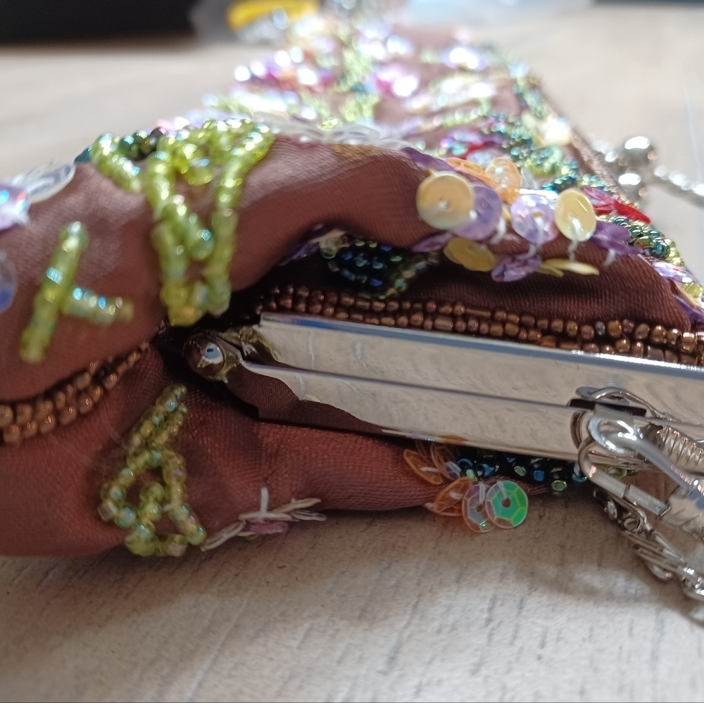 Gorgeous, Unique Vintage Max Mayer Sequin & Bead Clutch/Shoulder Bag - Picture 3 of 8